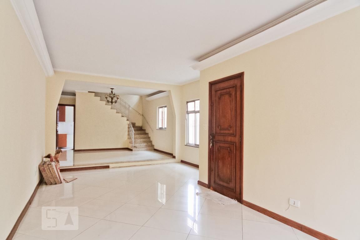 Casa, 3 quartos, 380 m² - Foto 2