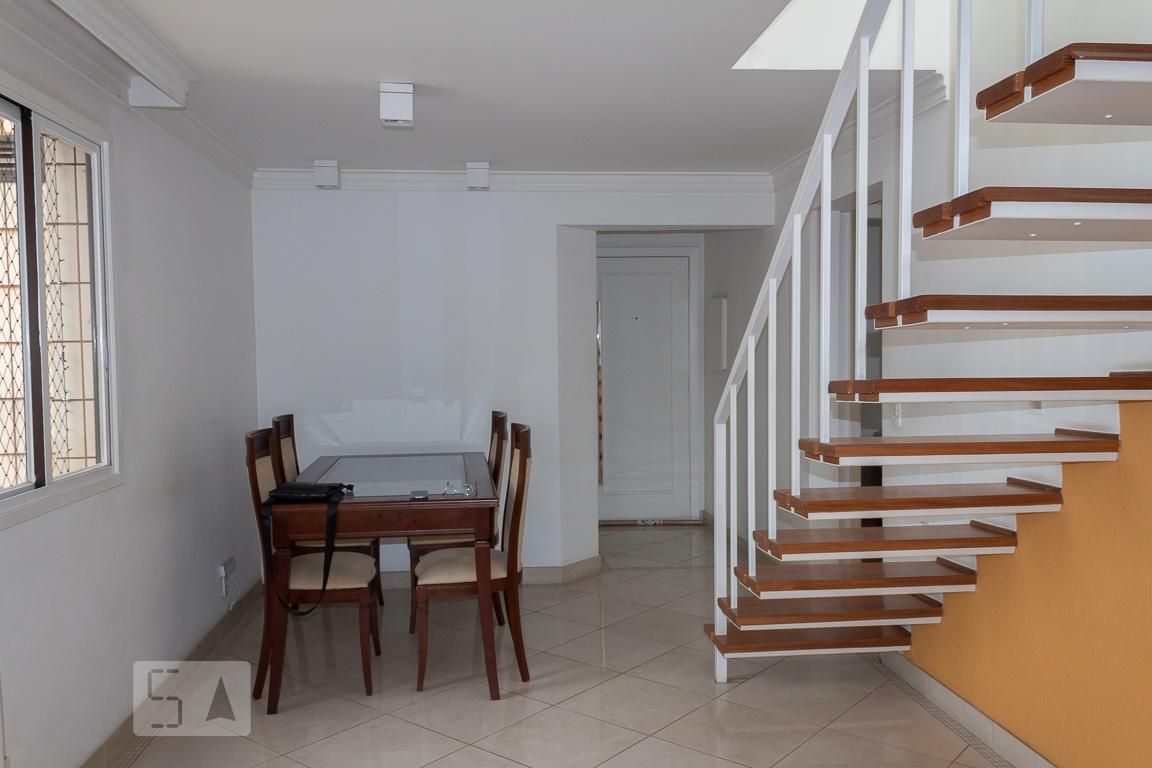 Cobertura, 3 quartos, 210 m² - Foto 2