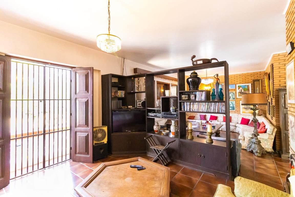 Casa à Venda - Taquaral, 3 Quartos,  273 m2 em , Campinas - sp | SoloBR
