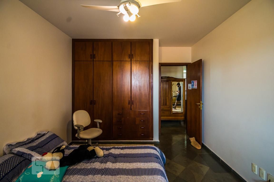 Casa à Venda - Guanabara, 4 Quartos,  240 m2 em , Campinas - sp | SoloBR